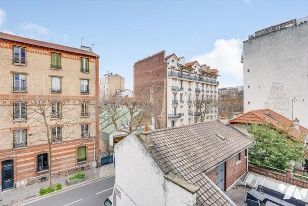 Appartement de 4 pièces avec large balcon plein sud