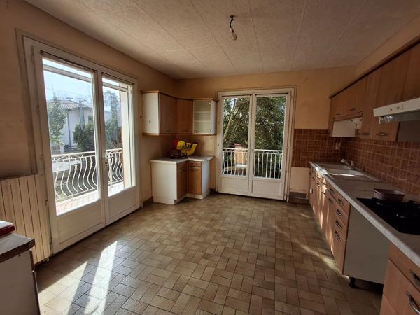 Maison L Isle Jourdain 146 m2