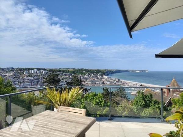 Propriété de Prestige avec vue Mer, Port et Ville