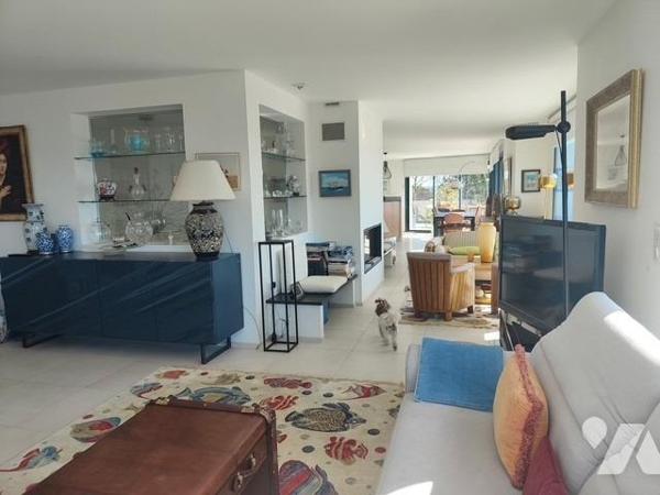 Propriété de Prestige avec vue Mer, Port et Ville