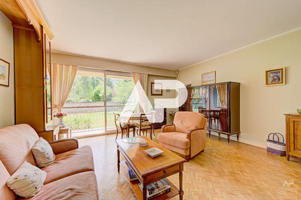 Appartement Rueil Malmaison 3 pièce(s) 70.75 m2 420 000 € **  - Référence  20008