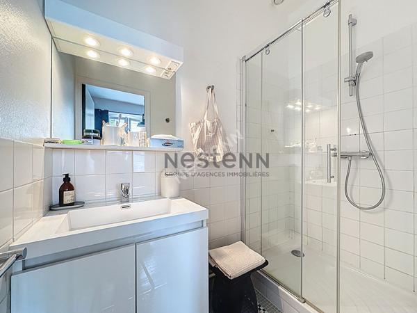 Propriété familiale à vendre en centre ville de Chateau-gontier - 217m2 et 7 chambres - 670m2 de terrain avec piscine !