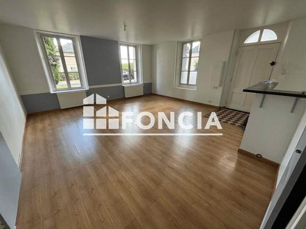 Location Appartement 3 pièces 81.2 m² - 11 RUE EUGENE RIFFAULT Blois 41000