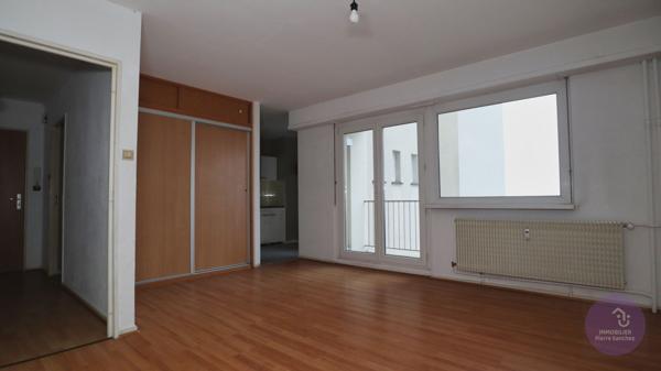Strasbourg (67100) Neudorf - T2 58.76 m² balcon, ascenseur, parking et cave