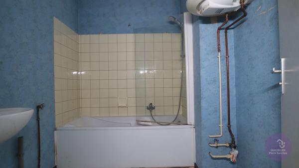 Strasbourg (67100) Neudorf - T2 58.76 m² balcon, ascenseur, parking et cave