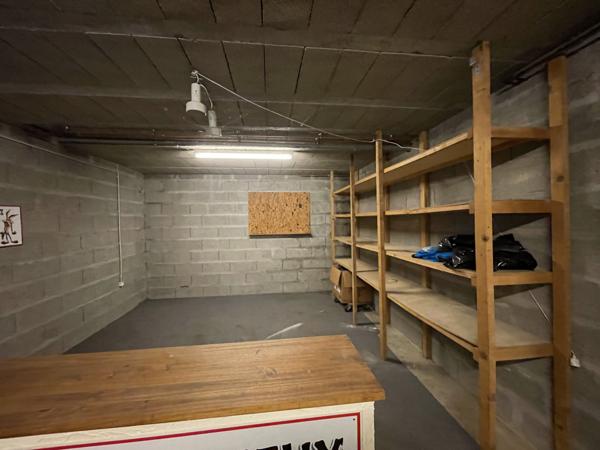 Cerny (91590) Maison 4 chambres, sous-sol, piscine sur 1454 m² de terrain