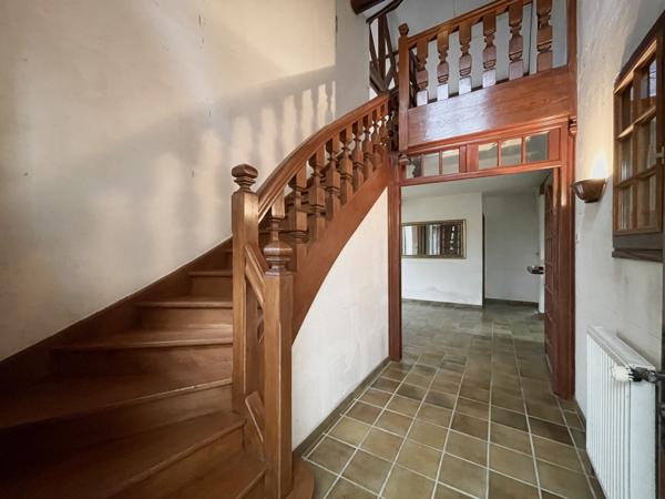 Cerny (91590) Maison 4 chambres, sous-sol, piscine sur 1454 m² de terrain