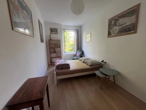 Location                                                      Maison de ville
                        
                     4 pièces                      66 m2                     à Niort