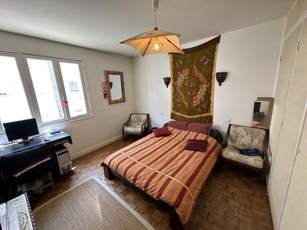 Quimper – Appartement T4 de 91 m² Proche du Centre-Ville Quartier du Palais avec Stationnement