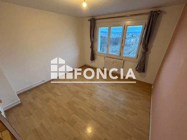 Location Appartement 3 pièces 70.61 m² - 2 A 12 RUE DE PORTEFORT RESIDENCE KENNEDY Clermont-ferrand 63100