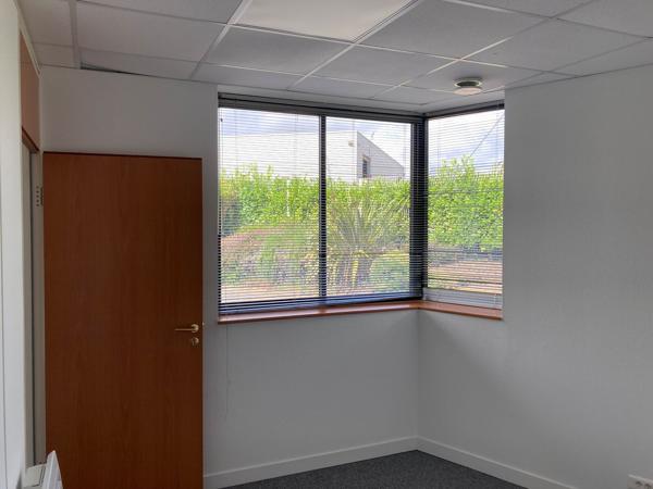 BUREAUX A LOUER DANS CENTRE D'AFFAIRE - BREST / KERGARADEC