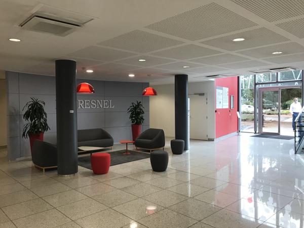 LOCATION DE BUREAUX SAINT-HERBLAIN ZENITH 1601 M2 AVEC PARKINGS