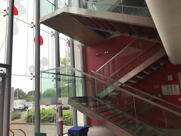 LOCATION DE BUREAUX SAINT-HERBLAIN ZENITH 1601 M2 AVEC PARKINGS