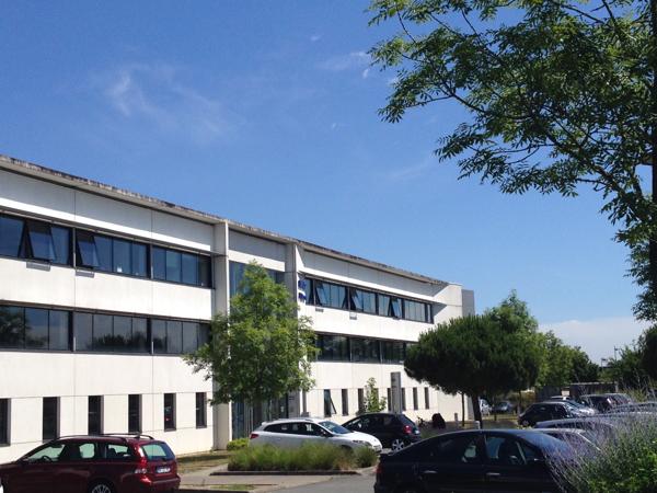 LOCATION DE BUREAUX SAINT-HERBLAIN ZENITH 1601 M2 AVEC PARKINGS