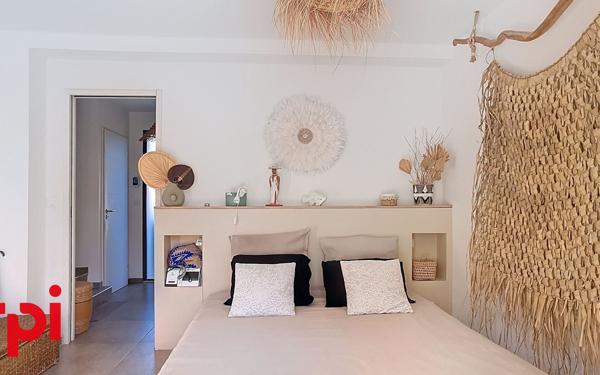 Maison à vendre    4 pièces •  La Cadière-d'Azur