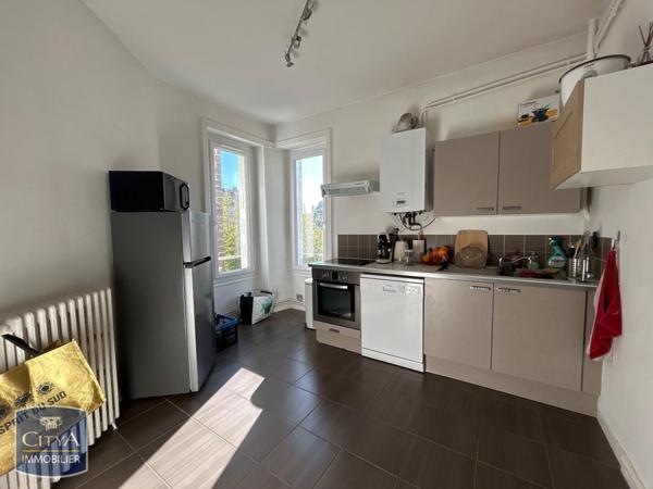 Appartement à louer 3 pièces 79.18m² Brive-la-Gaillarde (19100)