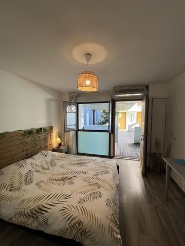 Aix-en-Provence (13090) T1 terrasse dans rés de loisir , piscine, AIX EN PROVENCE