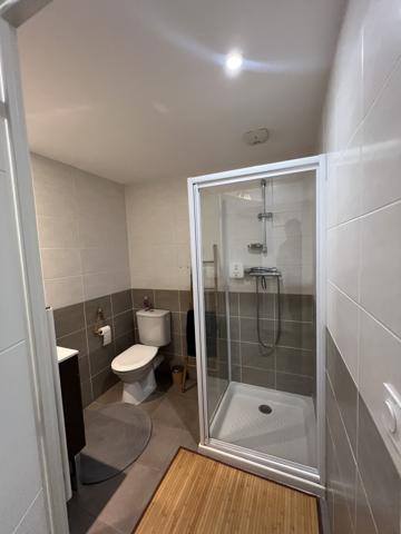 Aix-en-Provence (13090) T1 terrasse dans rés de loisir , piscine, AIX EN PROVENCE