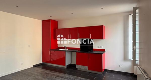 Location Appartement 3 pièces 47.37 m² - ÉTampes 91150