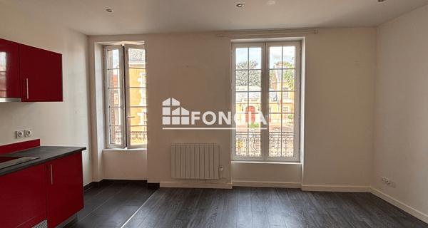 Location Appartement 3 pièces 47.37 m² - ÉTampes 91150