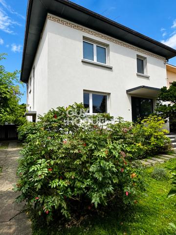 Maison à vendre de 6 pièces de 140 m²