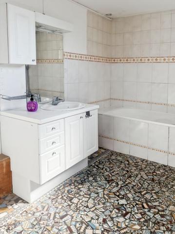 Maison Capinghem 2/3 chambres, jardin, stationnement