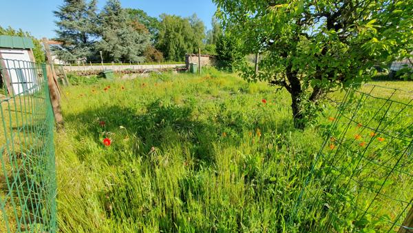 MAISON DE BOURG 2 CHAMBRE 1 BUREAU 94M2