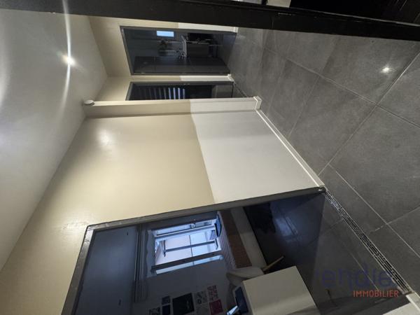 Maison avec local professionnel, extérieur et nombreuses possibilités d’aménagement
