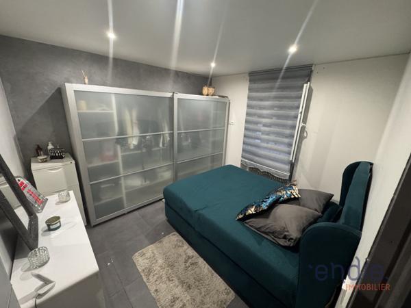Maison avec local professionnel, extérieur et nombreuses possibilités d’aménagement
