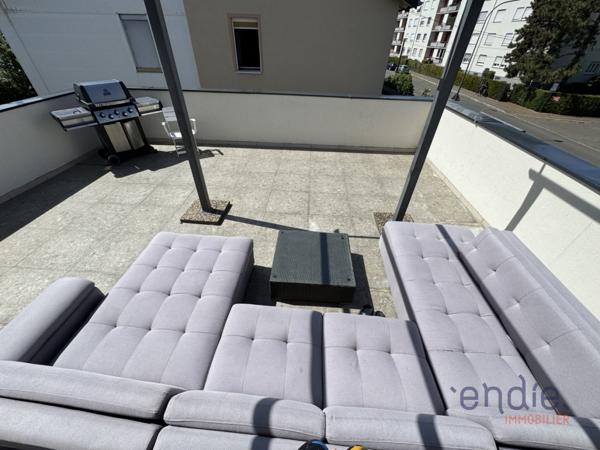 Maison avec local professionnel, extérieur et nombreuses possibilités d’aménagement