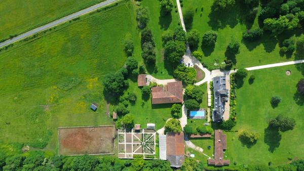 Vente Château Ribérac 40 Pièces 1380 m²