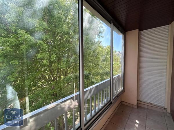 Appartement à louer 3 pièces 64.18m² Angers (49000)