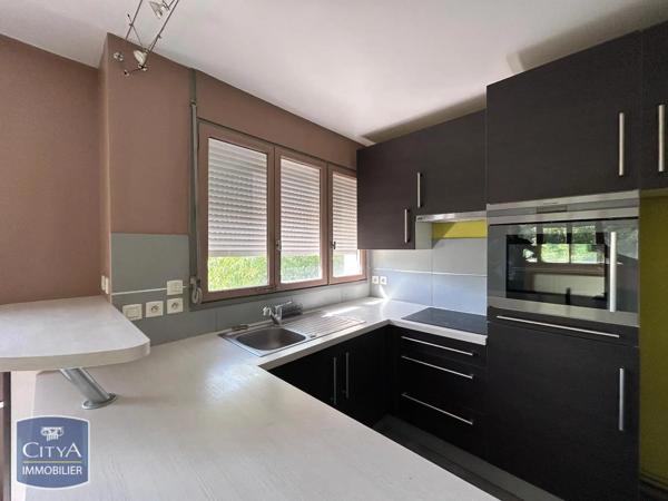 Appartement à louer 3 pièces 64.18m² Angers (49000)