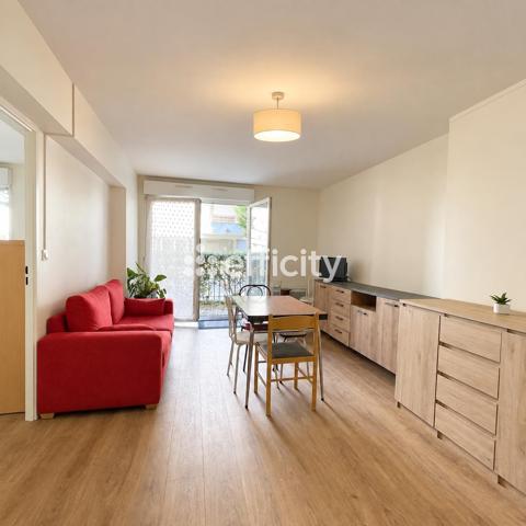 Appartement
         2 pièces
        - 47 m² Exclusivité 155 000 € *