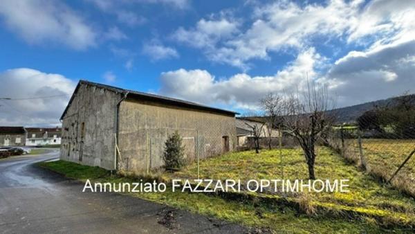 🔧 À VENDRE EN EXCLUSIVITÉ – Ensemble garage & grange – Idéal artisan ou stockage – Lion-devant-Dun (55110)
