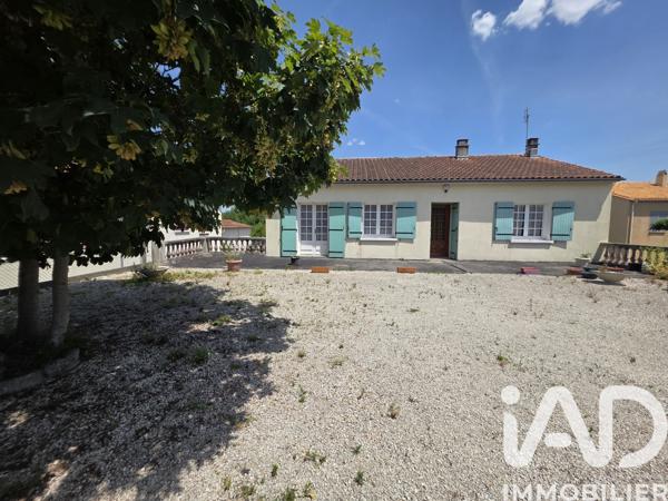 Maison à vendre 7 pièces 121 m² Aigre