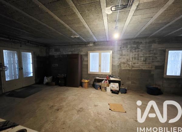 Maison à vendre 7 pièces 121 m² Aigre