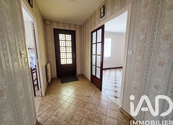 Maison à vendre 7 pièces 121 m² Aigre