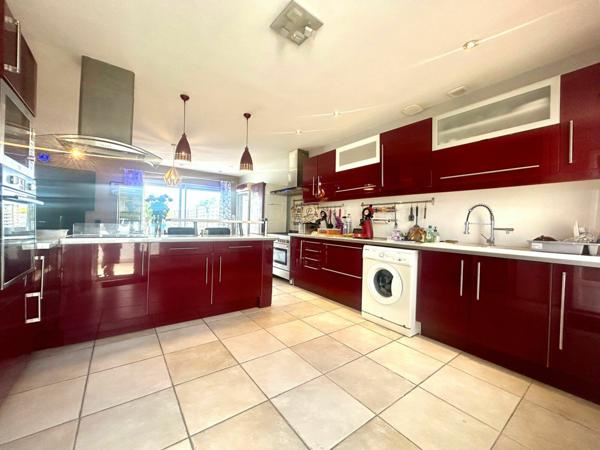 Maison à vendre    5 pièces •  Saint-Pierre-d'Oléron