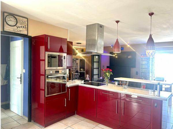 Maison à vendre    5 pièces •  Saint-Pierre-d'Oléron