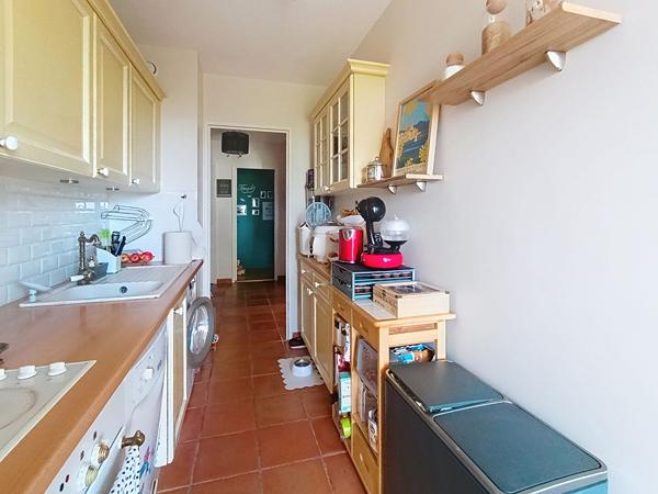APPARTEMENT MOUGINS LE HAUT 3 PIECES 67M² VUE MER