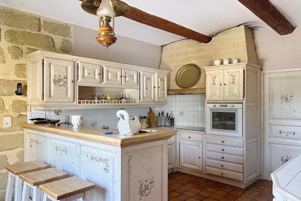 Vente Maison de luxe Uzès 9 Pièces 330 m²