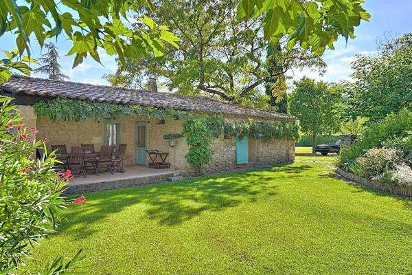 Vente Maison de luxe Uzès 9 Pièces 330 m²