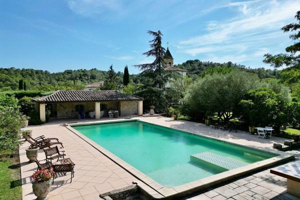 Vente Maison de luxe Uzès 9 Pièces 330 m²
