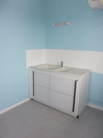 A LOUER BRIOLLAY Appt T1 bis de 34 m2 au 2ème étage