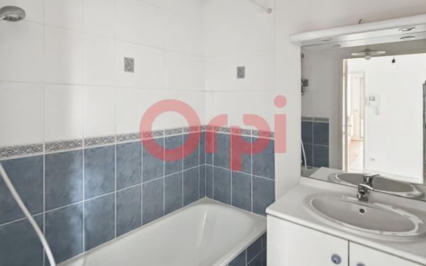 Appartement à louer    3 pièces • 63,10 m2 Lyon 8