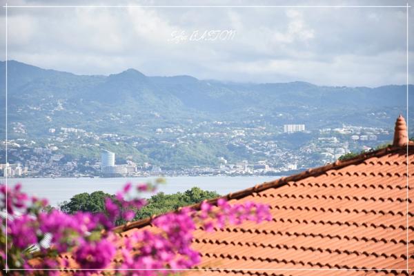 Les Trois-Îlets (972) Maison T4 -186 m² au sol avec grande terrasse, piscine et appartement T2 indépendant à vendre