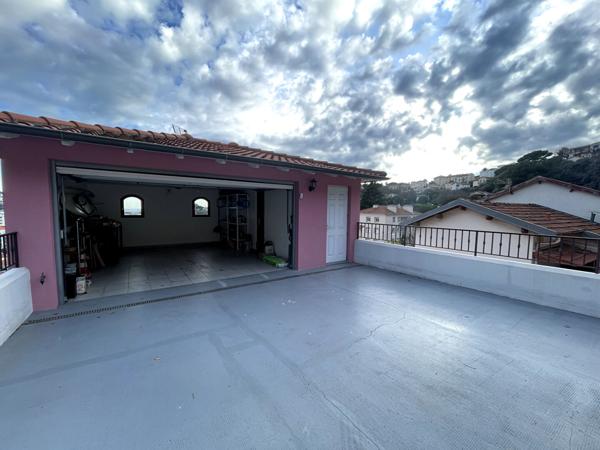 Maison 6 pièces au Charme niçois avec studio indépendant