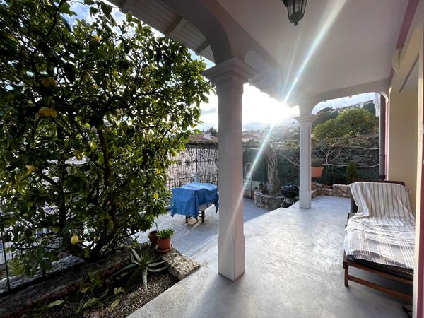 Maison 6 pièces au Charme niçois avec studio indépendant