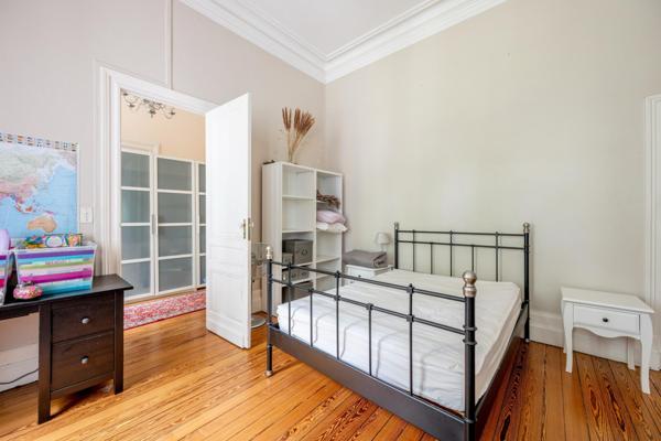 BORDEAUX Bastide : Hôtel Particulier de Caractère – A 2 pas de la Garonne – Charme & Potentiel